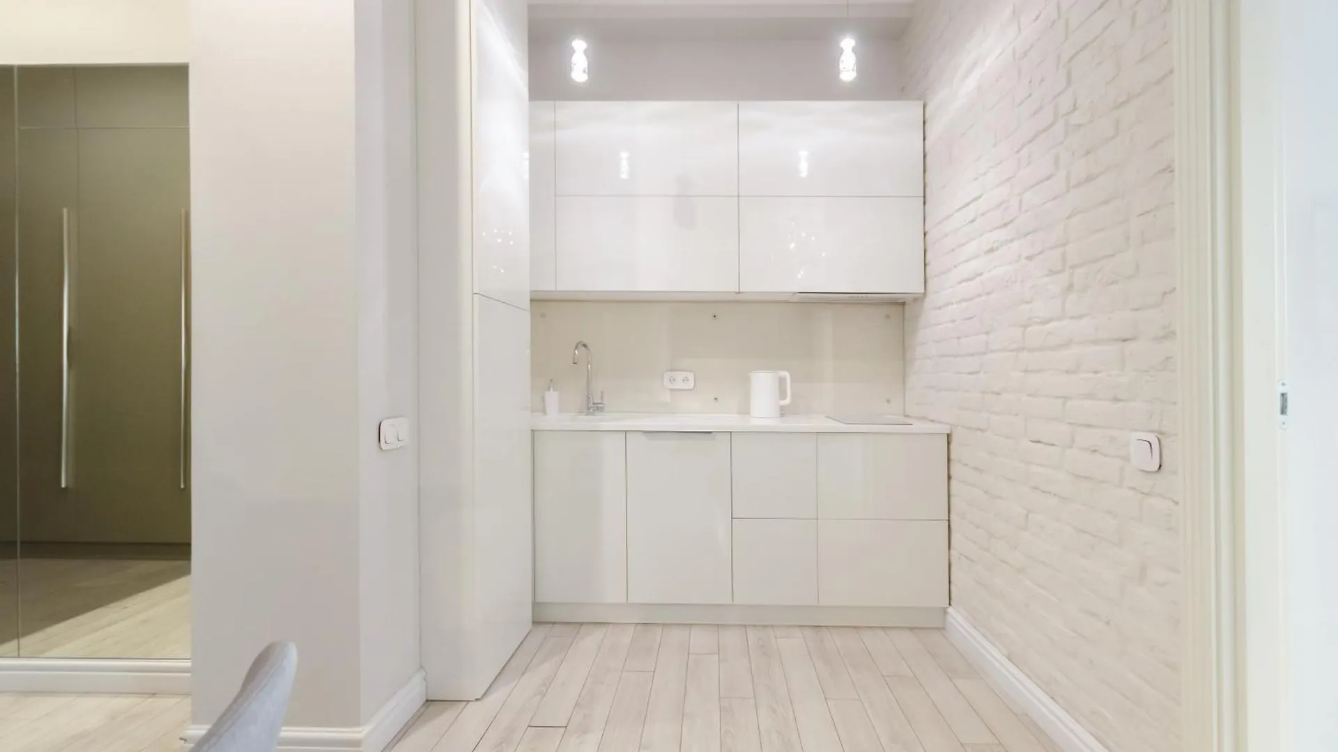 Petrovdom Apartments 10-197 In Rc Central Park, 7 John Mccain Street Kiev